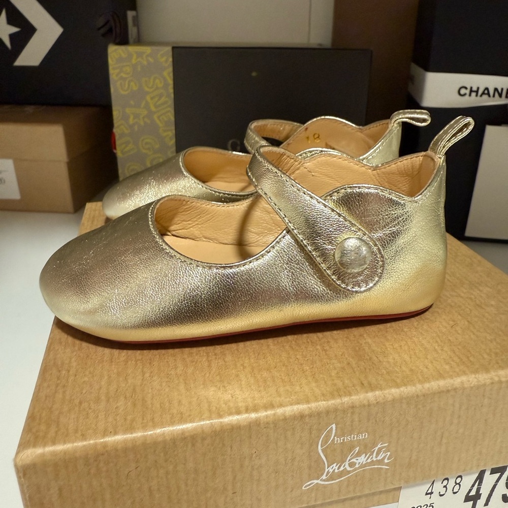 Christian Louboutin Love Chick Metallic Leather Ballerina Shoes